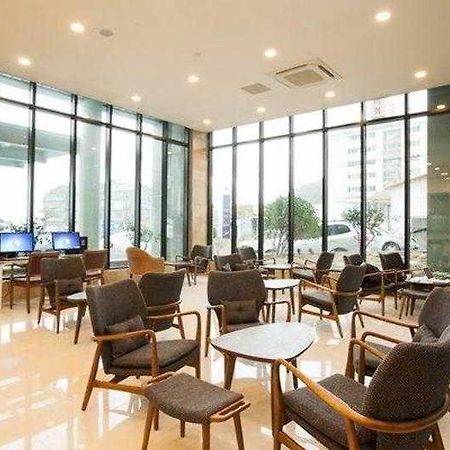 Sims Hotel Jeju Extérieur photo